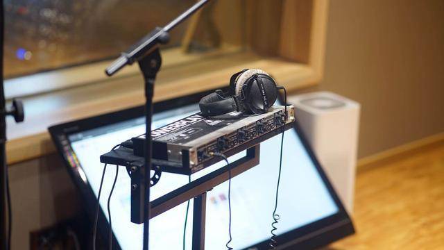 现面向社会承接各类音乐,声音制作,录音,混音,录音棚出租.